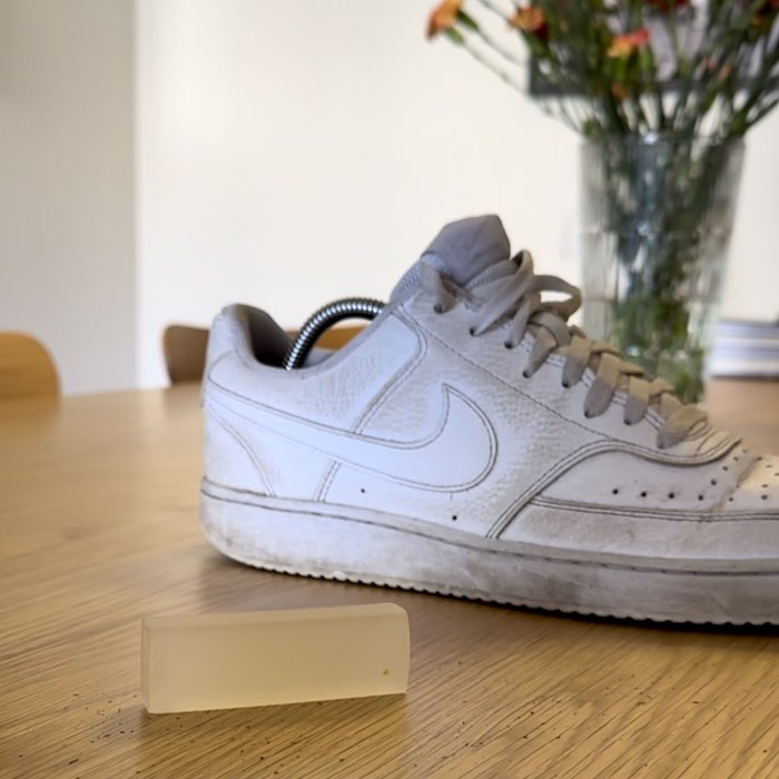 Nanosuddgummi för skor / sneakers